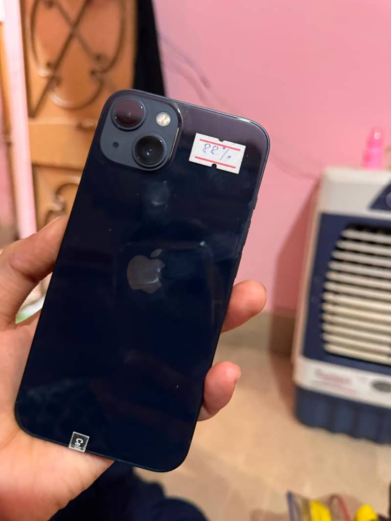 Apple iPhone 13 5