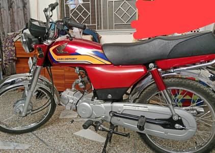 Honda cd 70 for sale contact on this 03405218090