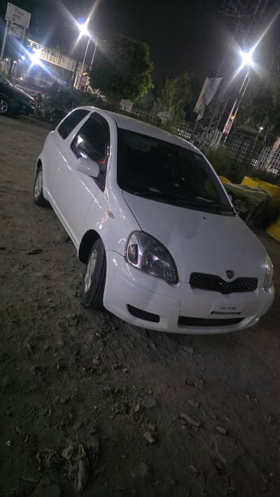 Toyota Vitz 2003