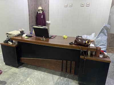 Office table
