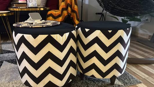 2 ottoman stools+ banana plant for sale