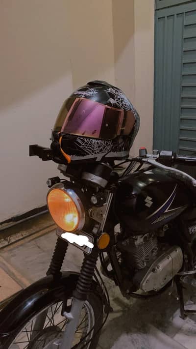 Suzuki GS 150