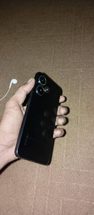 Infinix hot 30play 4+4ram 64 ROM exchange possible