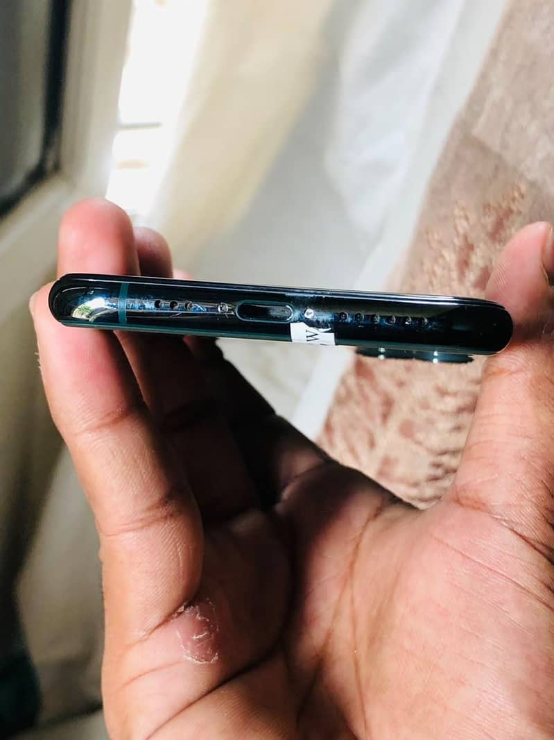 iphone 11 pro 1