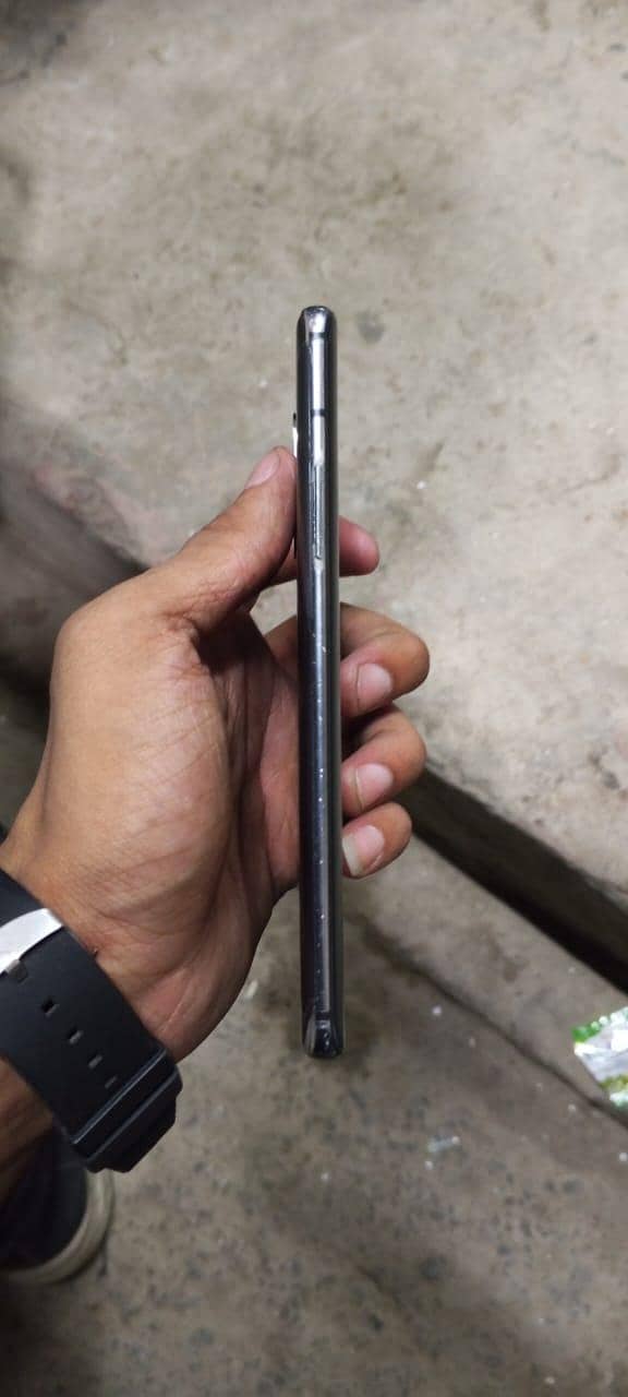 One Plus 7 Pro 1