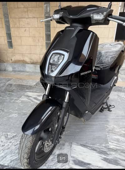 Honda icon-e