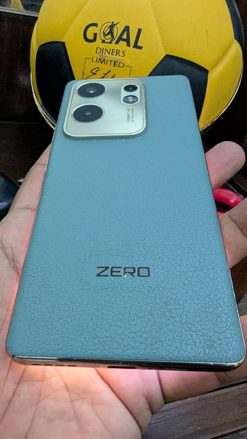 Infinix Zero 30 1
