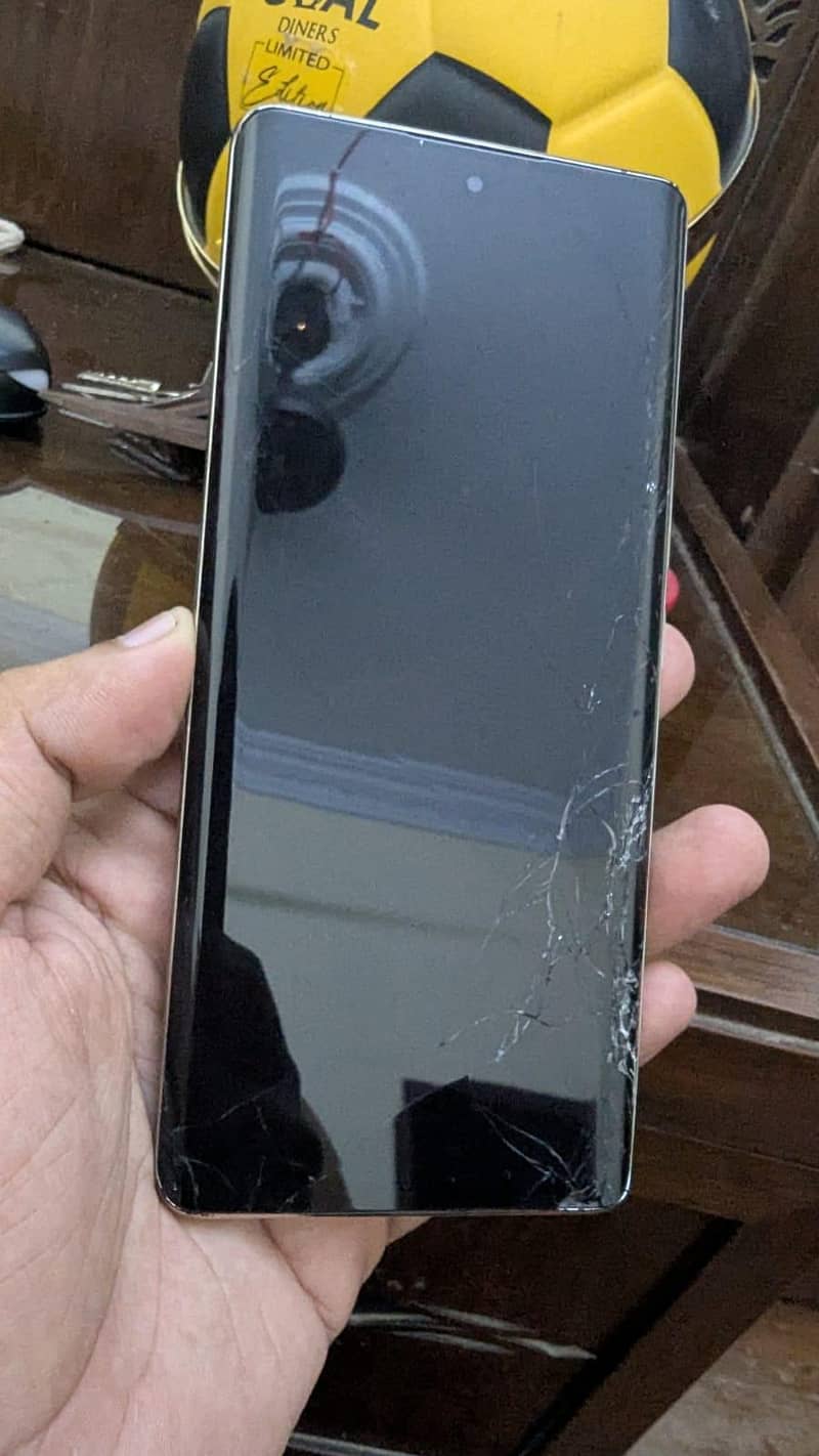 Infinix Zero 30 9