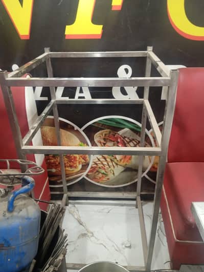 B. B. Q saman