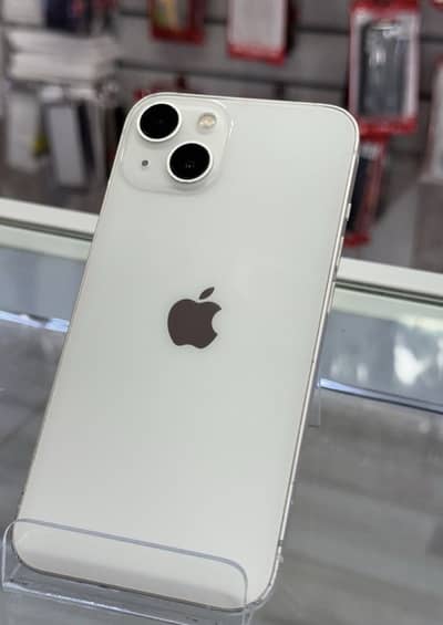 Apple iPhone 13