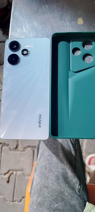 Infinix Hot 30 condition 9/10 8+8 ram 256 gb room only mobile