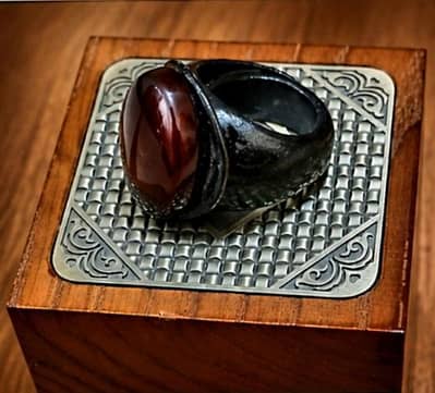 Men's Ring | Original Yemeni Red Aqeeq | (Blacksmith Edition)