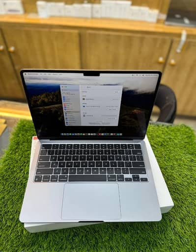 Macbook Air M2 For sale