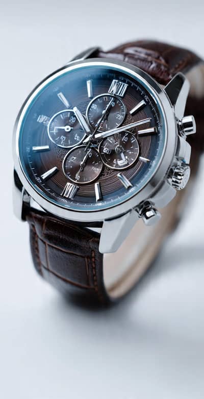 `Stylish Men's Wrist Watch - New