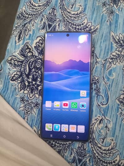 Tecno CAMON 40 Pro