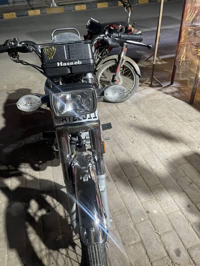 honda cg 125SF gold edition black color