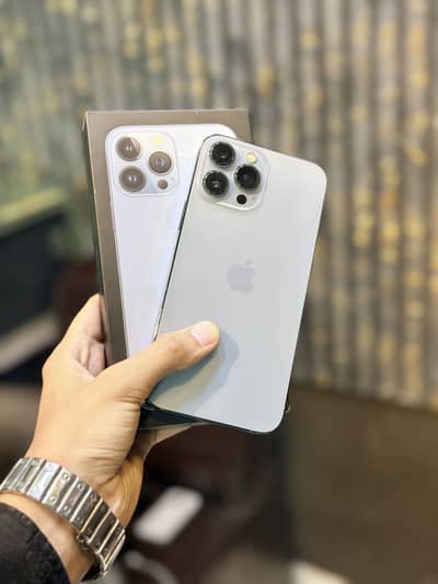 Iphone 13pro max factory 256gb with box