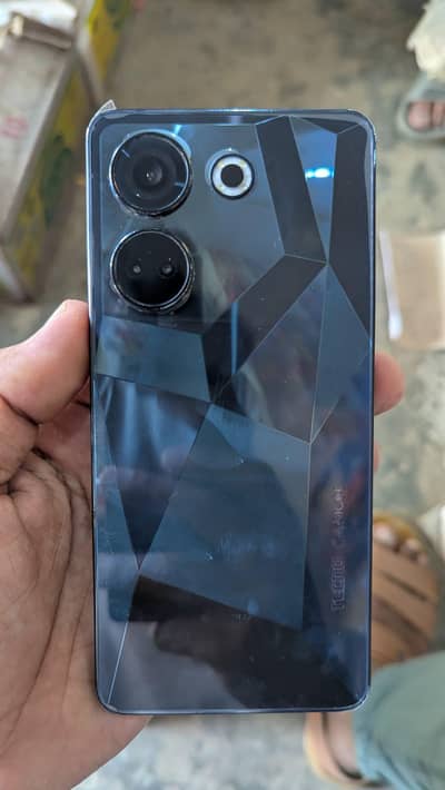 Tecno CAMON 20
