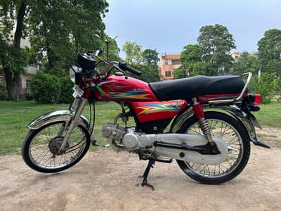 Metro 70cc (2022 Model) | Mint Condition 9/10 | Excellent Fuel Average