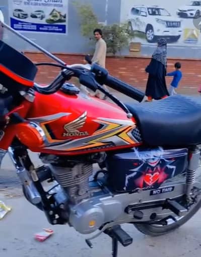 honda 125 ha bilkol saaf ha koi kaam ni hona wla 03294381023 is p rbta
