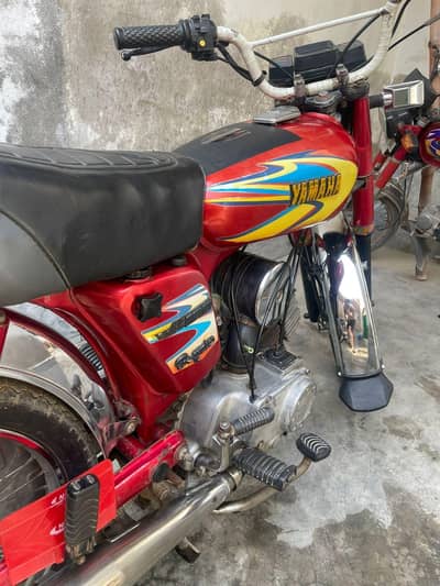 yamaha YB 100