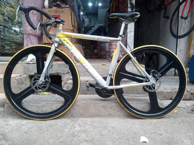 Panther zeus 2.1 japani road bike
