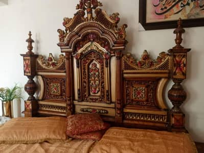 Bed pure wood antique carving chinyoty style with dresing  sides table
