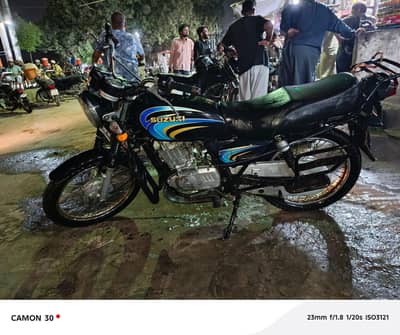 SUZUKI GS 150