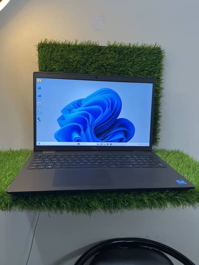 Dell Latitude 3520 i3 11th Gen 8GB 512SSD Box WhatsApp 03215984936