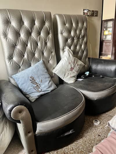 2 Sofa Chairs