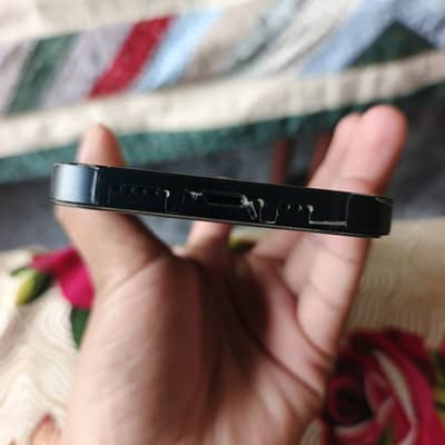 Apple iPhone 14