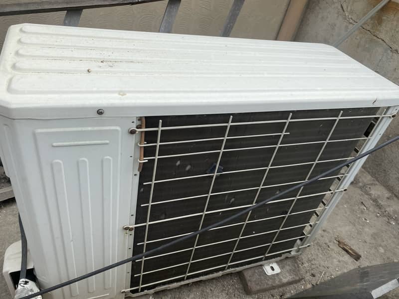 SPLIT AC 3