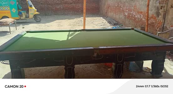 5/10 snooker table