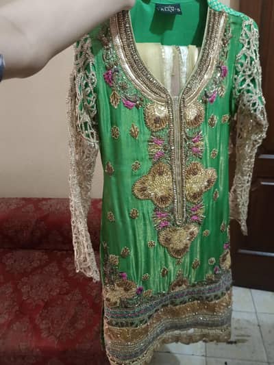 best mehndi dress