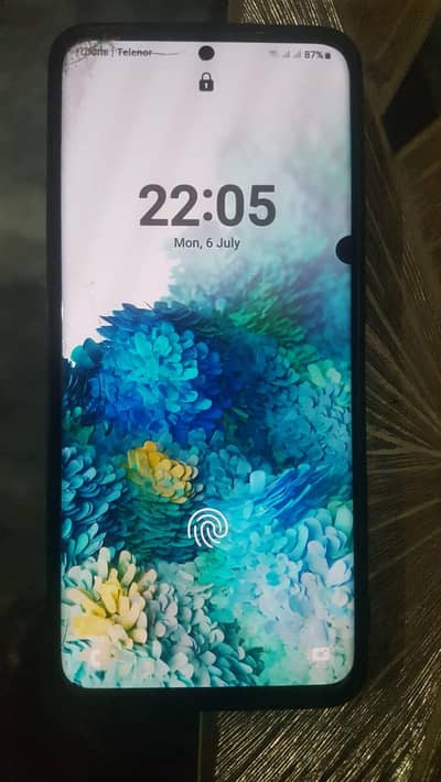 Samsung S20 FE Pta aproved Dual sim. 8/128. Resnble
