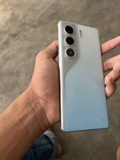 Tecno CAMON 40 Pro