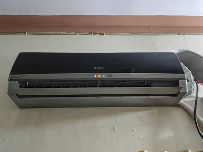 Gree AC Inverter 1.5 Ton