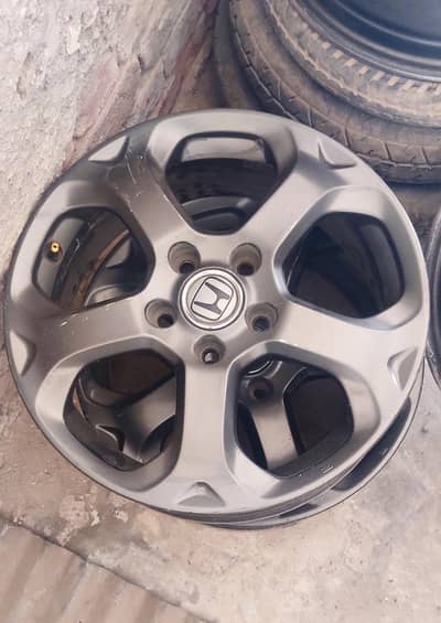 Honda rim