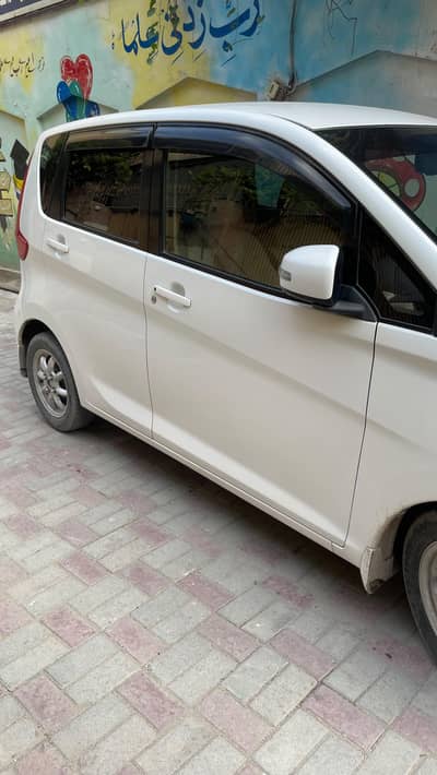 Nissan Dayz 2017 white