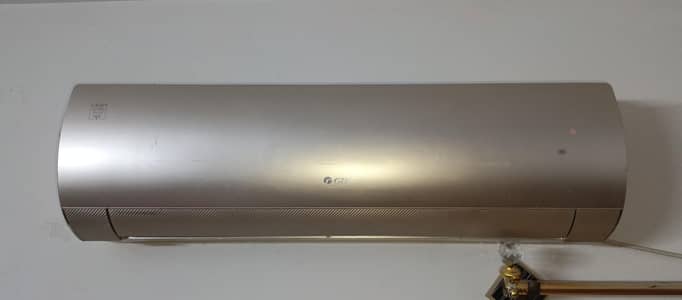 Gree Inverter Split AC 1.5:
