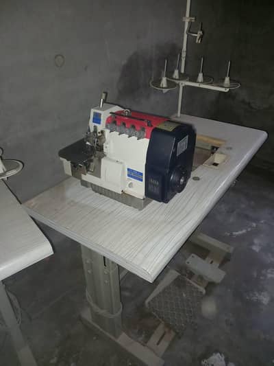 overlack machine
