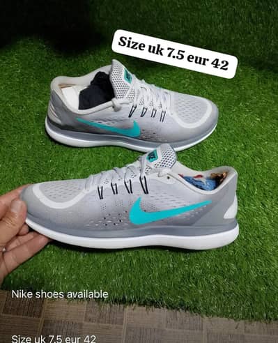 Nike Sports Shoes UK 8 Brand New