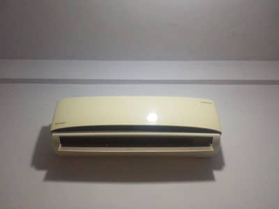 AC 1.5 ton. . . . 03495000675