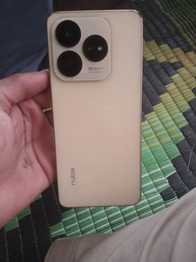 Zte nubia V60 Design