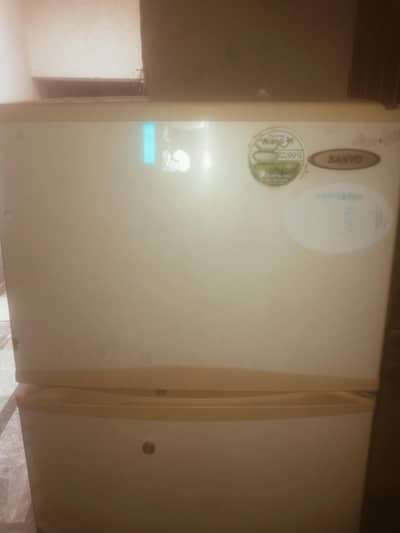 refrigerator sanyo