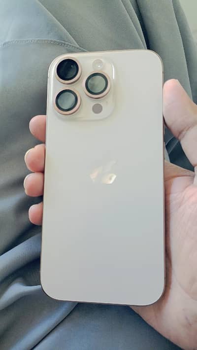 Apple iPhone 16 Pro