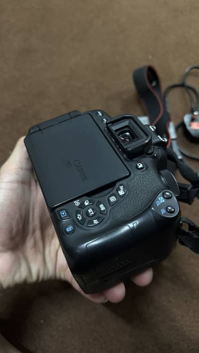Canon 750D Professional DSLR with 18-135mm Lens Low Shutter Count