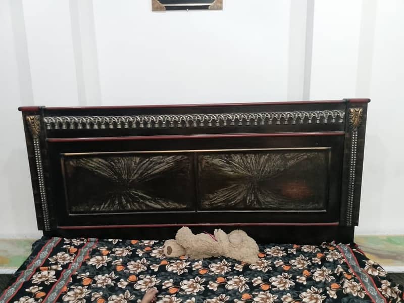 complete bed set 0