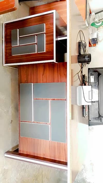 boss chair and table