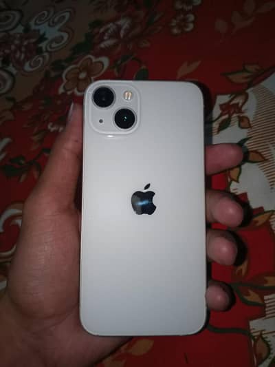 Apple iPhone 13